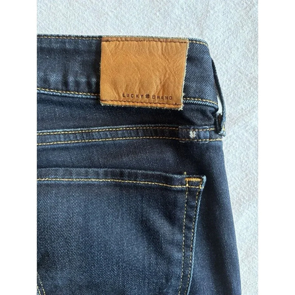 Lucky Brand Lolita Boot Cut Jean Dark Wash Woman Size 10 - Picture 11 of 12